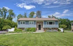 9 Hillcrest Blvd, Warren Twp., NJ 07059-5115