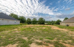 915 Spring Creek Dr., Nacogdoches, TX 75965