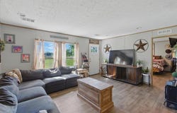 7480 Beach Rd, Perry, FL 32348