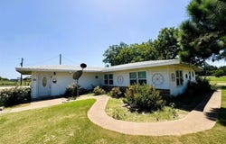 9596 West Us Highway 79, Hearne, TX 77859