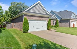 3412 Stara Ct, Jeffersontown, KY 40299