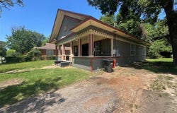 834 Graham, Paris, TX 75460