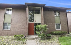 2500 Topsfield Road, South Bend, IN 46614-2432