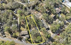 211 Carol Drive, Freeport, FL 32439