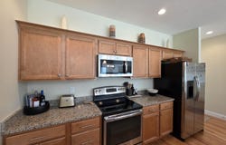 5 Shore Drive, Orono, ME 04473