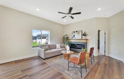 141 E Poplar Cir, Goddard, KS 67052