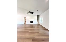 8 Stanton  CIR, Bella Vista, AR 72714