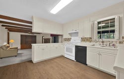303 FOREST LN, Jasper, AL 35501