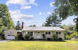 500 Oak St, Bridgewater, MA 02324