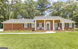700 Hillcrest, Perry, GA 31069
