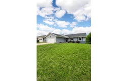 4812 Montclair Dr NW, CedarRapids, IA 52405