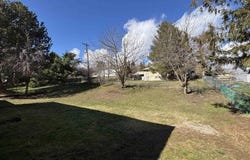 310 NW Robert St, Pullman, WA 99163