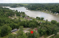 6 Latonka Trail, Malvern, OH 44644