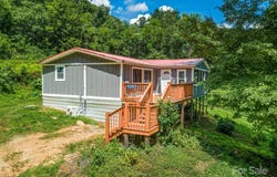 124 Cozy Cove Lane, Saluda, NC 28773