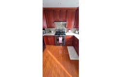 30 Grove Place, Danbury, CT 06810