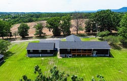 275 N MIDDLETON ROAD, CARLISLE, PA 17013
