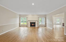 390 Classic Oaks Circle, Hendersonville, NC 28792