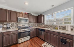 70 Peach Place, Middletown, NY 10940