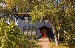 285 Queen Avenue N, Minneapolis, MN 55405