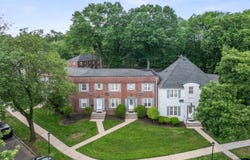 7 B Parkway Village, Cranford Twp., NJ 07016-2545