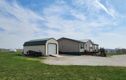 21393 415th Street, Chariton, IA 50049
