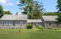 533 Scituate Avenue, Cranston, RI 02921