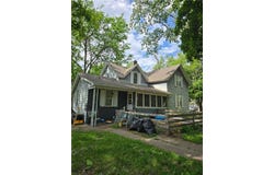 520 W Elm Street, River Falls, WI 54022