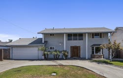 3505 W Laurel Avenue, Visalia, CA 93277