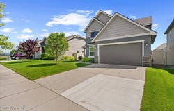 4808 E Alopex Ln, Post Falls, ID 83854