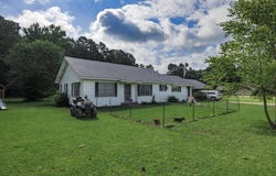 802 N Elm Street, Gurdon, AR 71743