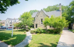 2544 N 91st St, Wauwatosa, WI 53226