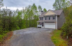 80 Stumpy Oak Rd, Sylva, NC 28779