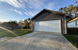 21886 EASTERN VALLEY ROAD, MCCALLA, AL 35111