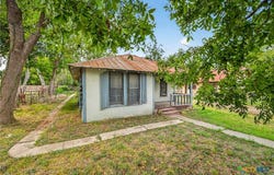 Gonzales, TX 78629