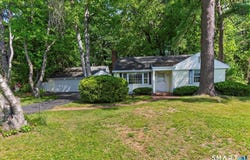 44 Lawrence Avenue, Avon, CT 06001