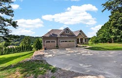 208 Berg Crossing Drive, Augusta, MO 63332