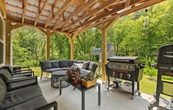3749 Cutshin Road, Smilax, KY 41764
