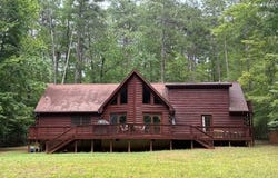 1607 Occanecchi Trail, Ebony, VA 23845