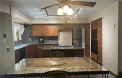 13035 S Partridge Drive, Valley View, OH 44125