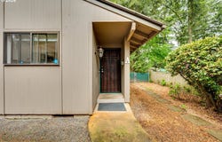 8109 NE 14TH St, Vancouver, WA 98664