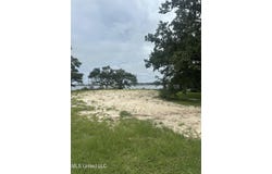 Savannah Estates Boulevard, Biloxi, MS 39532