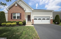25 APPLEGATE DRIVE, FLORENCE, NJ 08518