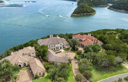 17607 Breakwater DR, Jonestown, TX 78645