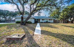 927 Pine Ave, ROCKPORT, TX 78383