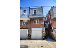 100 ROSELYN STREET, PHILADELPHIA, PA 19120