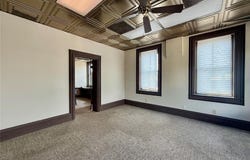 17 E Saint Joseph Street, Perryville, MO 63775