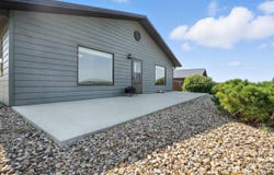 27573 WATTS LN, Hot Springs, SD 57747