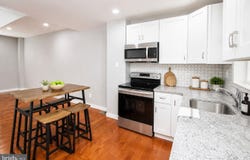 882 N FALLON ST, PHILADELPHIA, PA 19139