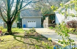 913 High Street, Hartselle, AL 35640
