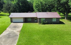 310 Goodwin Addition Dr, Paris, AR 72855